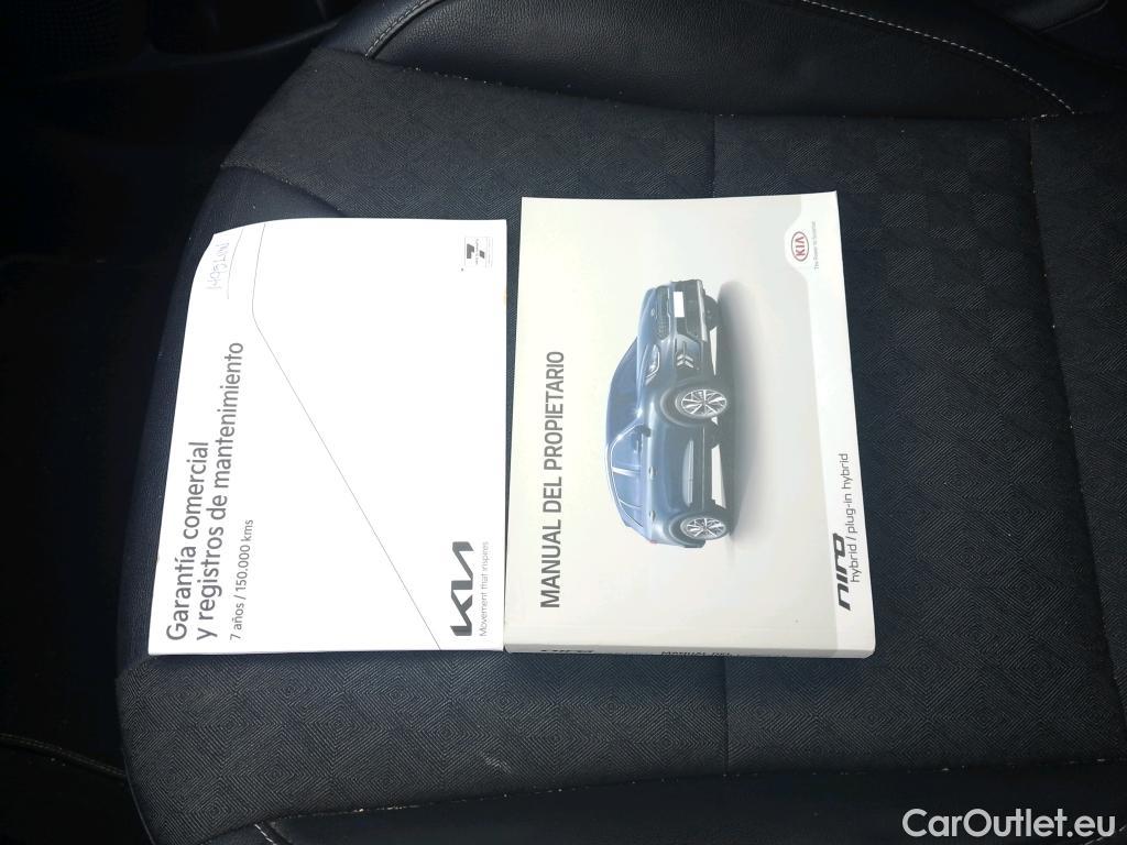  KIA  Niro KIA  / 2019 / 5P / crossover 1.6 GDi PHEV 104kW (141CV) Drive #18