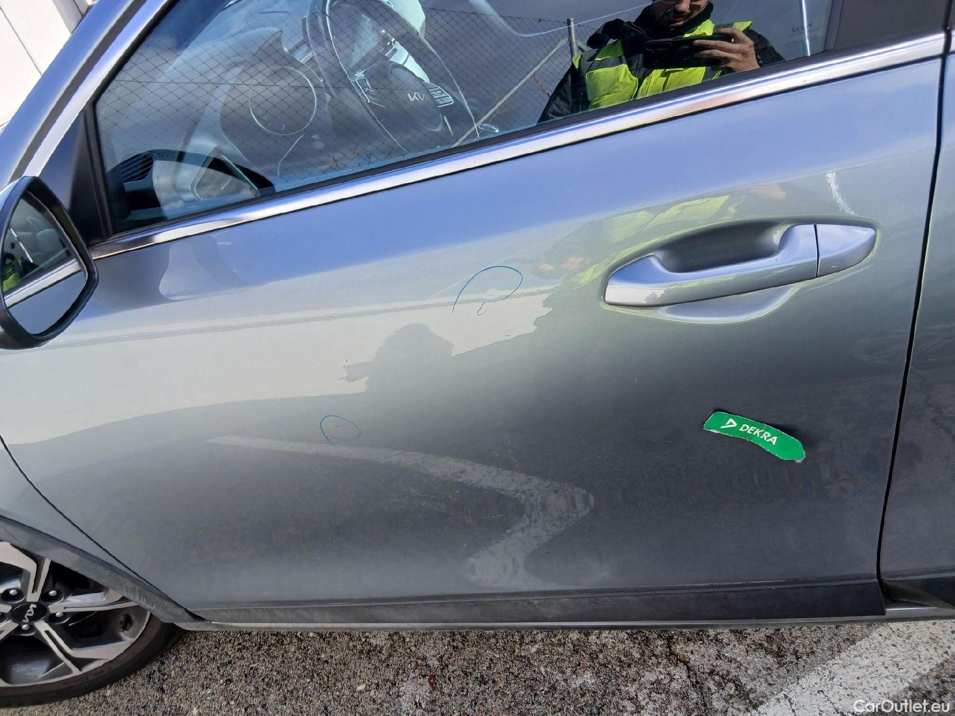  KIA  XCeed KIA  / 2019 / 5P / todoterreno 1.0 T-GDi Drive 88kW (120CV) #15