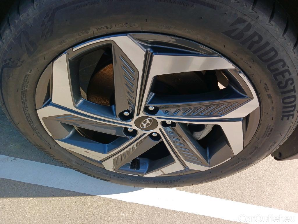  Hyundai  Tucson HYUNDAI  / 2020 / 5P / todoterreno 1.6 TGDI 169kW HEV Tecno Sky Auto #1