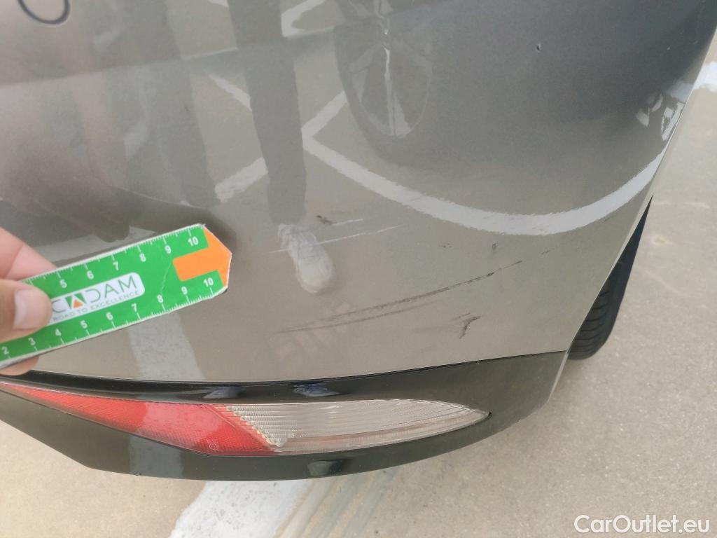  Hyundai  i20 HYUNDAI  / 2020 / 5P / berlina con portón 1.0 TGDI 74kW (100CV) Tecno #16