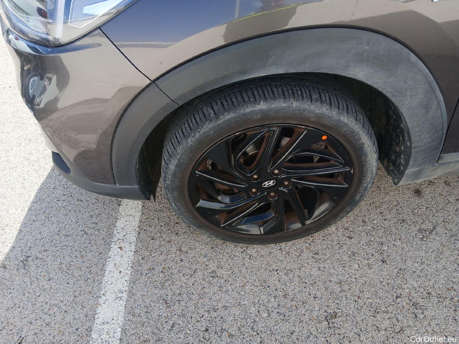  Hyundai  Tucson HYUNDAI  / 2018 / 5P / todoterreno 1.6 CRDI 100kW (136CV) 48V N-Line DT 4X2 #3