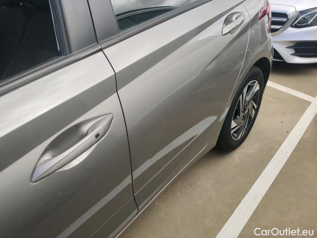  Hyundai  i20 HYUNDAI  / 2020 / 5P / berlina con portón 1.0 TGDI 74kW (100CV) Tecno #3