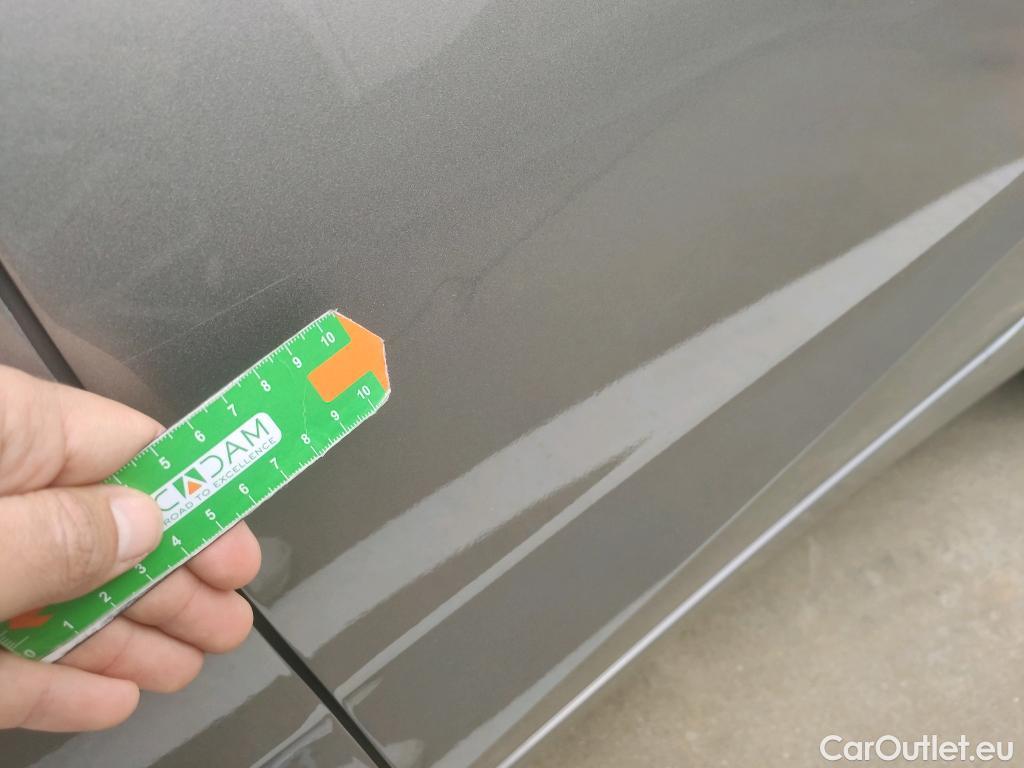  Hyundai  i20 HYUNDAI  / 2020 / 5P / berlina con portón 1.0 TGDI 74kW (100CV) Tecno #4