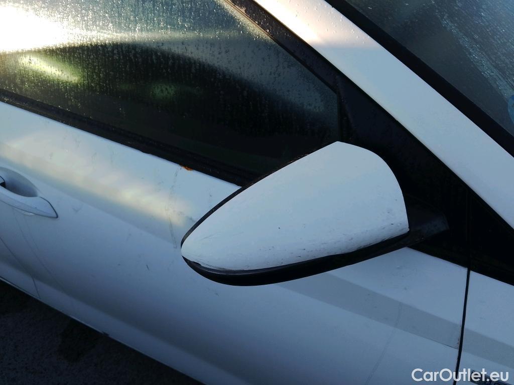  Hyundai  i20 HYUNDAI  / 2020 / 5P / berlina con portón 1.0 TGDI 74kW (100CV) 48V Essence #19