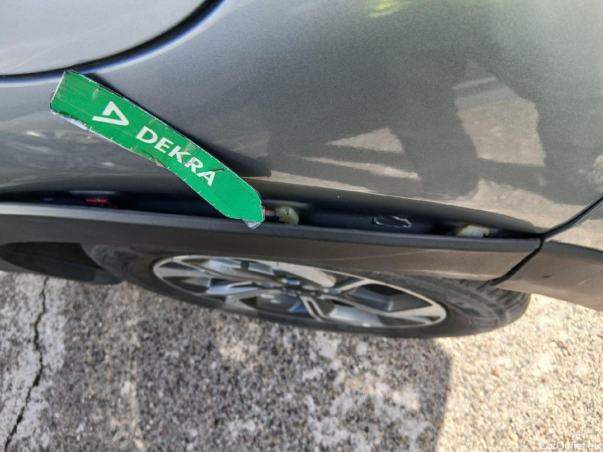  KIA  XCeed KIA  / 2019 / 5P / todoterreno 1.0 T-GDi Drive 88kW (120CV) #24