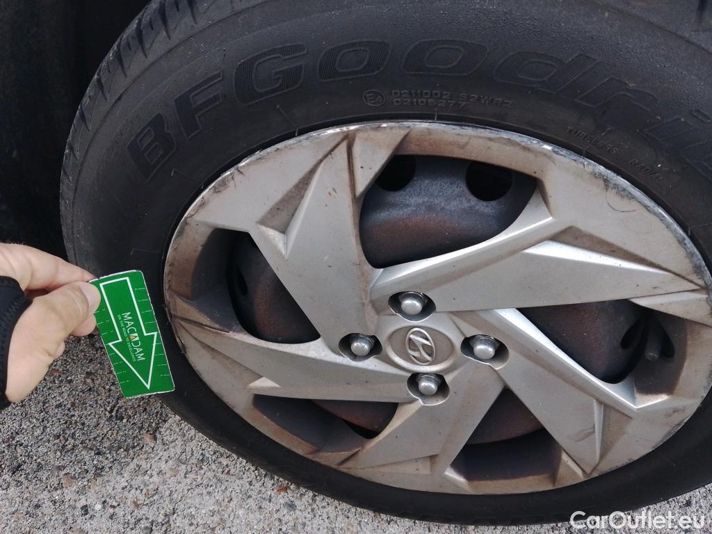  Hyundai  i20 HYUNDAI  / 2020 / 5P / berlina con portón 1.0 TGDI 74kW (100CV) 48V Essence #18