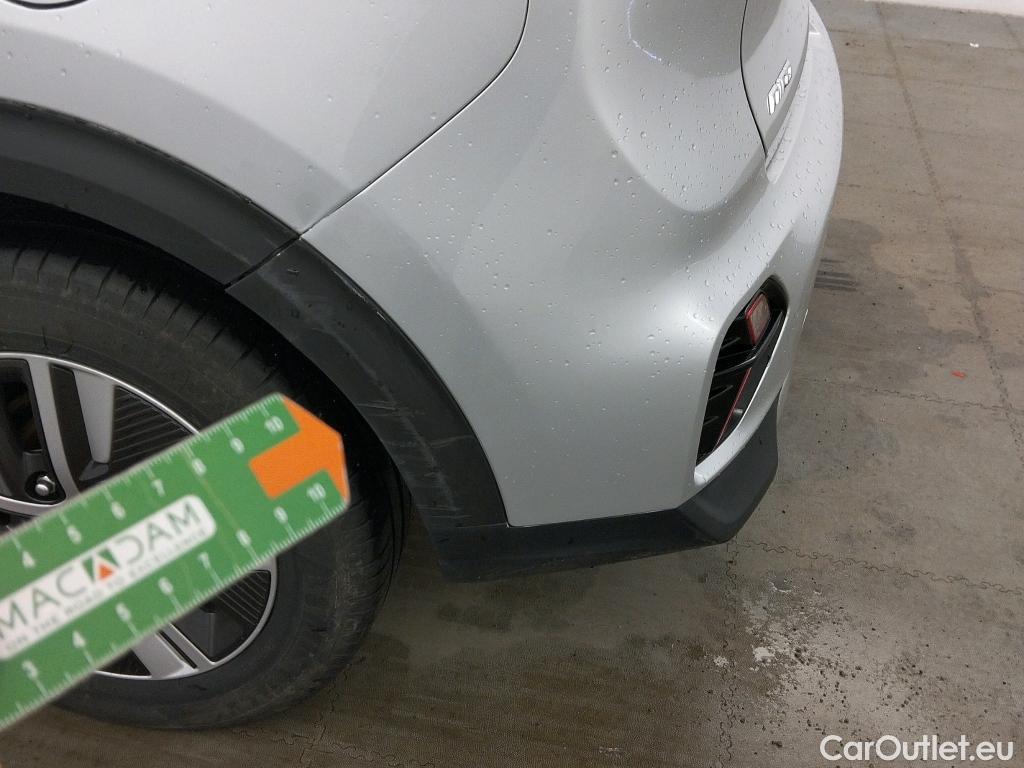  KIA  Niro KIA  / 2019 / 5P / crossover 1.6 GDi HEV 104kW (141CV) Drive #24