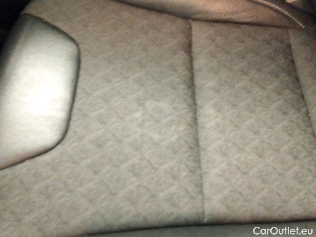  KIA  Niro KIA  / 2019 / 5P / crossover 1.6 GDi HEV 104kW (141CV) Drive #10