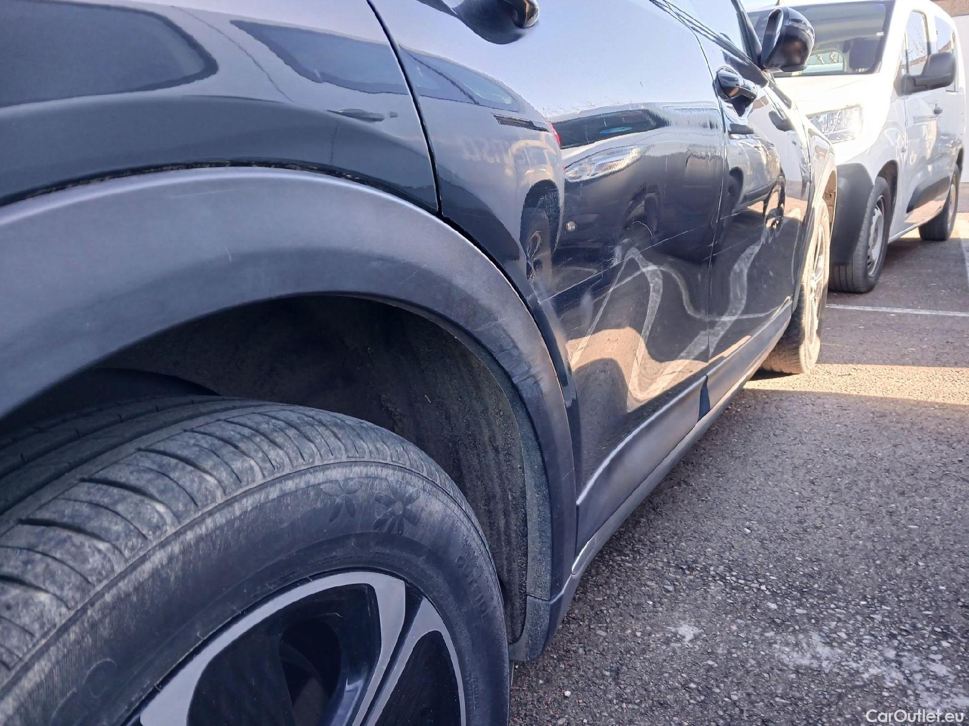  KIA  XCeed KIA  1.6 GDi PHEV 104kW (141CV) eDrive #25