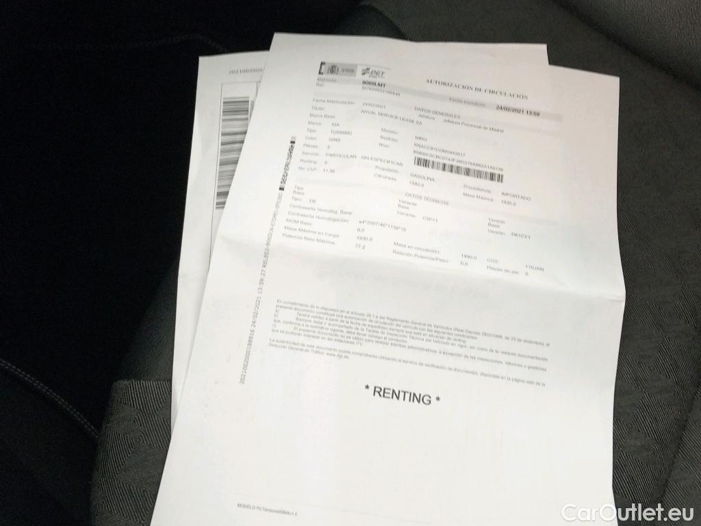  KIA  Niro KIA  / 2019 / 5P / crossover 1.6 GDi HEV 104kW (141CV) Drive #18