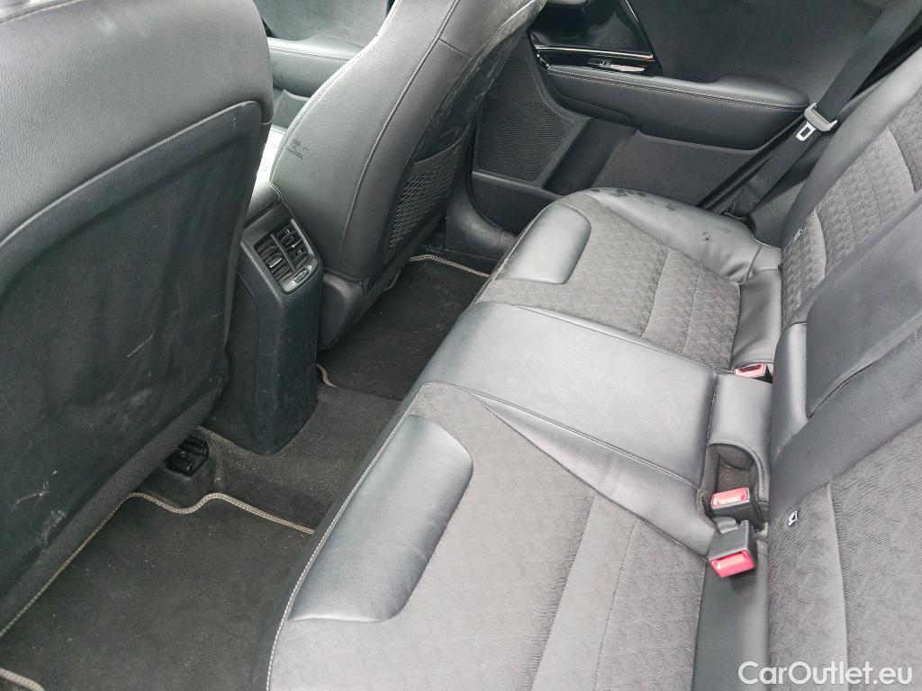  KIA  Niro KIA  / 2019 / 5P / crossover 1.6 GDi HEV 104kW (141CV) Drive #8