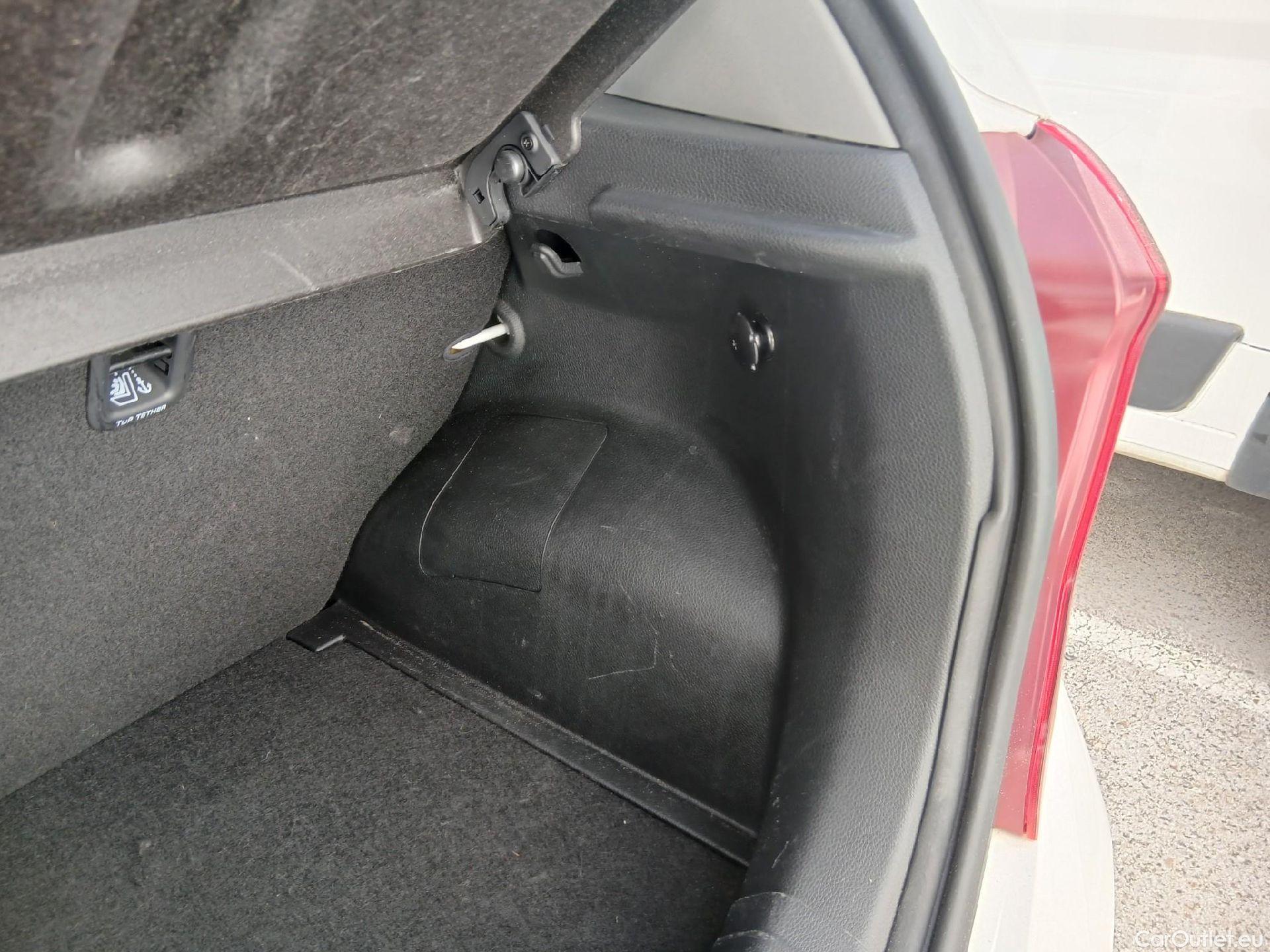  KIA  Picanto KIA  / 2020 / 5P / berlina con portón 1.2 DPi 62kW (84CV) GT Line #28