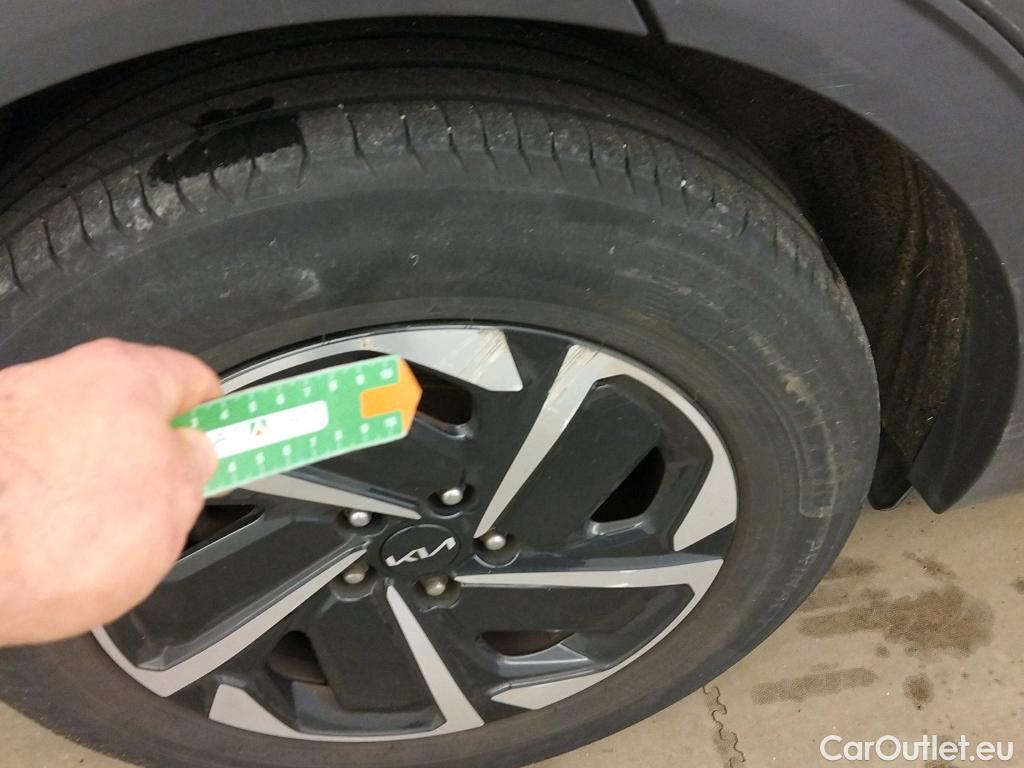  KIA  Sportage KIA  / 2022 / 5P / todoterreno 1.6 T-GDi MHEV 112kW (150CV) Drive 4X2 #8