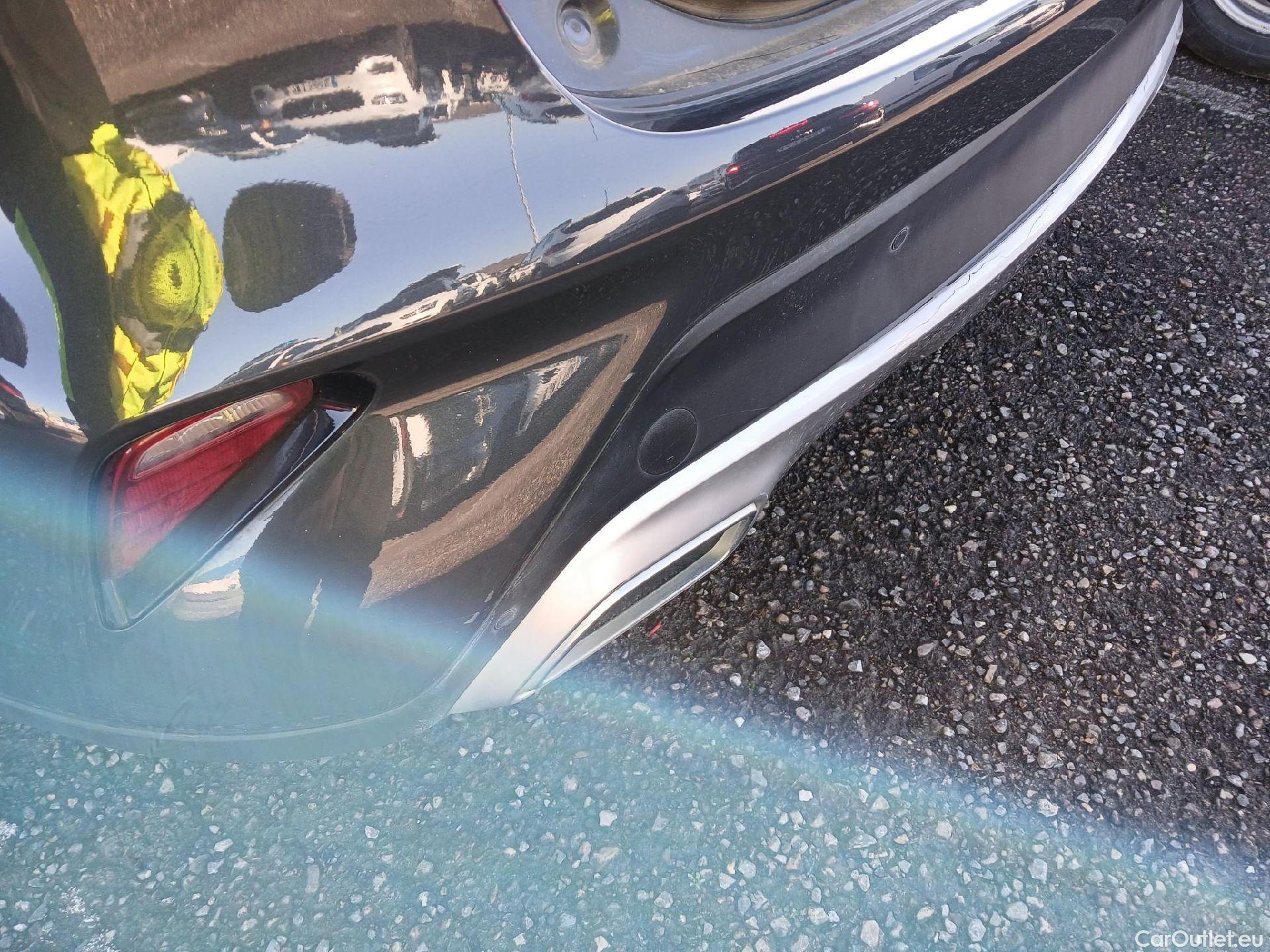  KIA  XCeed KIA  1.6 GDi PHEV 104kW (141CV) eDrive #18