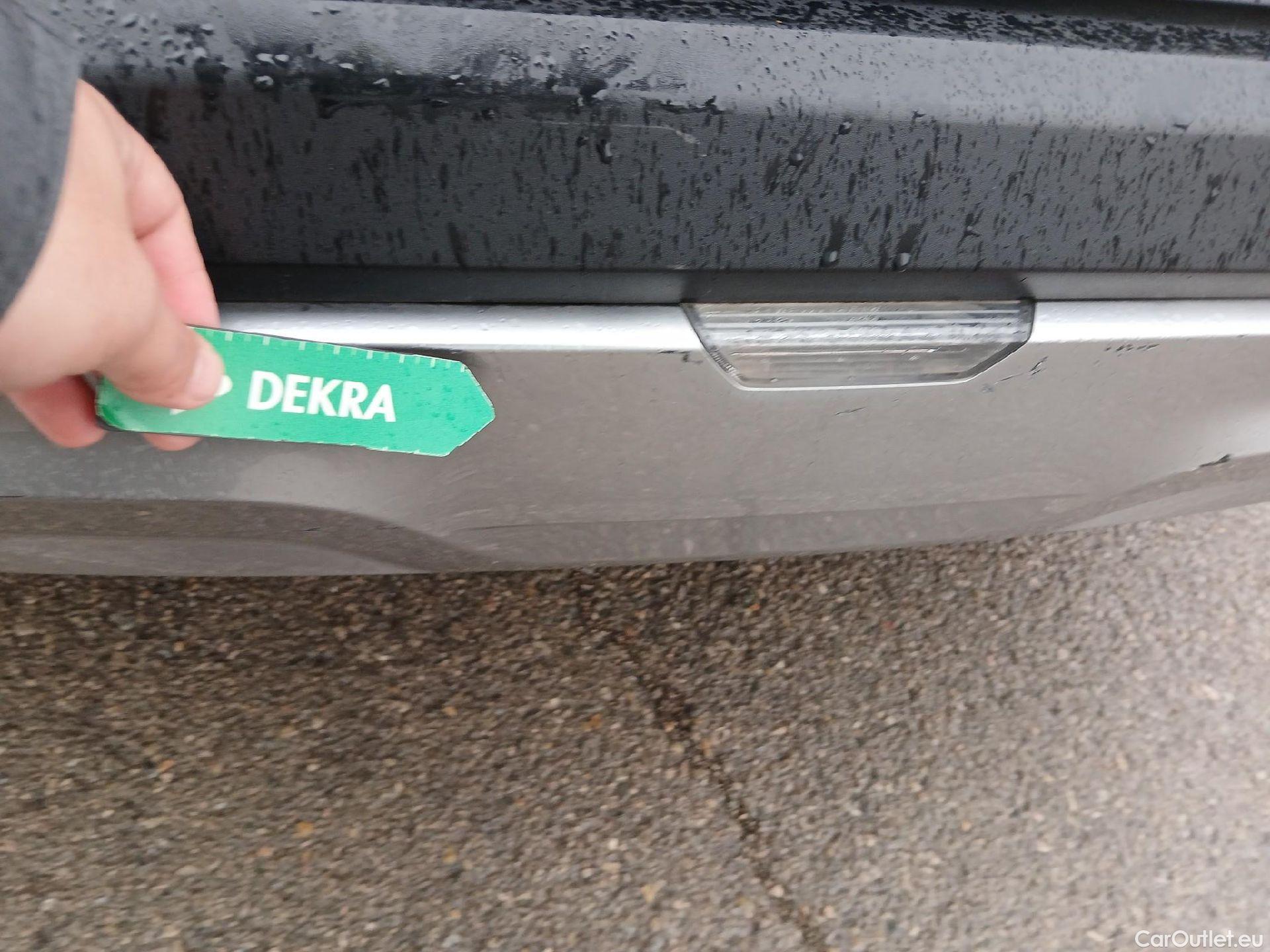  KIA  Sportage KIA  / 2022 / 5P / todoterreno 1.6 T-GDi 110kW (150CV) Concept 4x2 #15