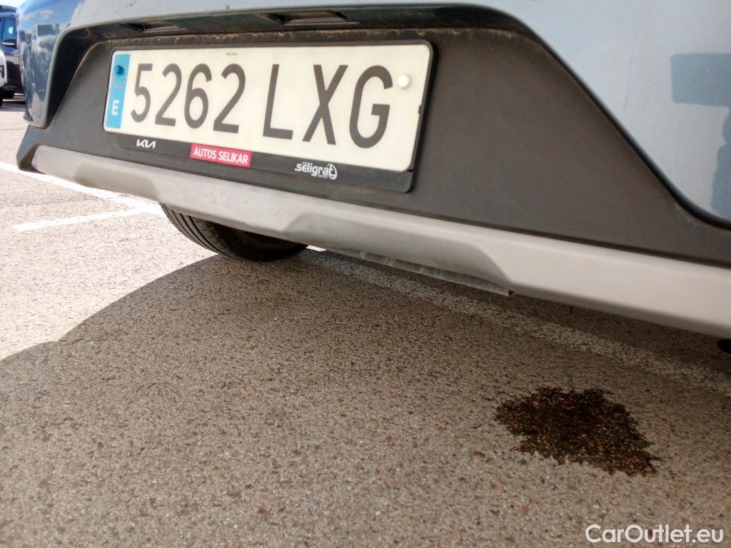  KIA  Niro KIA  / 2019 / 5P / crossover 1.6 GDi HEV 104kW (141CV) Emotion #19