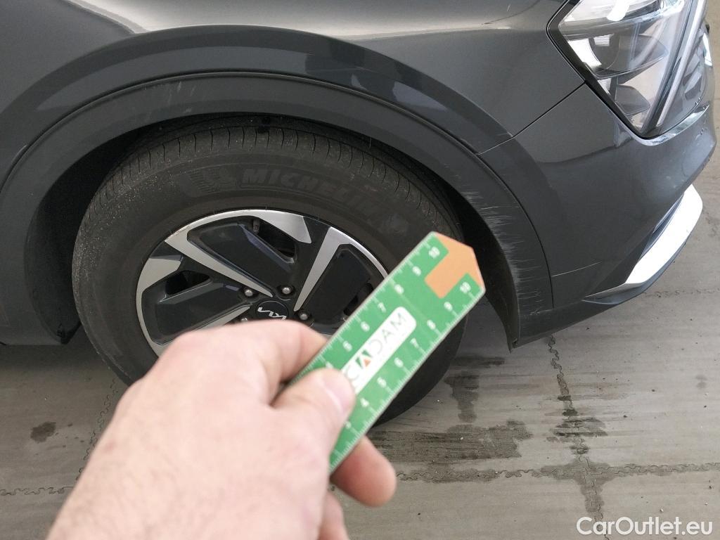  KIA  Sportage KIA  / 2022 / 5P / todoterreno 1.6 T-GDi MHEV 112kW (150CV) Drive 4X2 #46