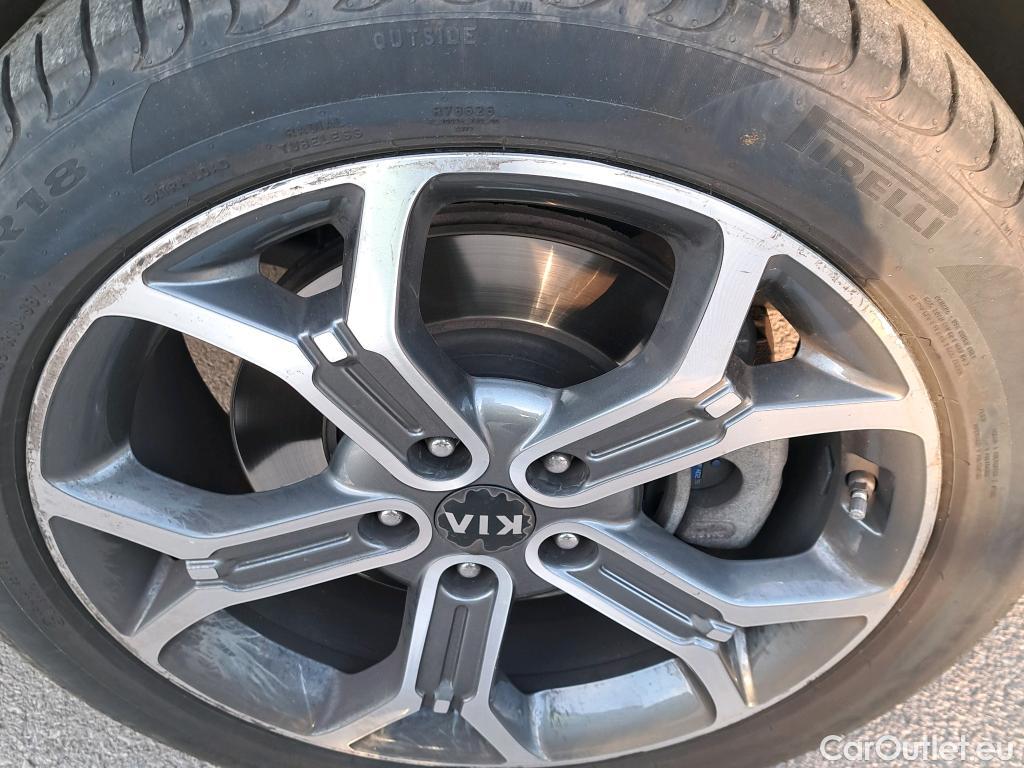  KIA  XCeed KIA  / 2019 / 5P / berlina con portón 1.6 T-GDi Emotion 150kW (204CV) DCT #9