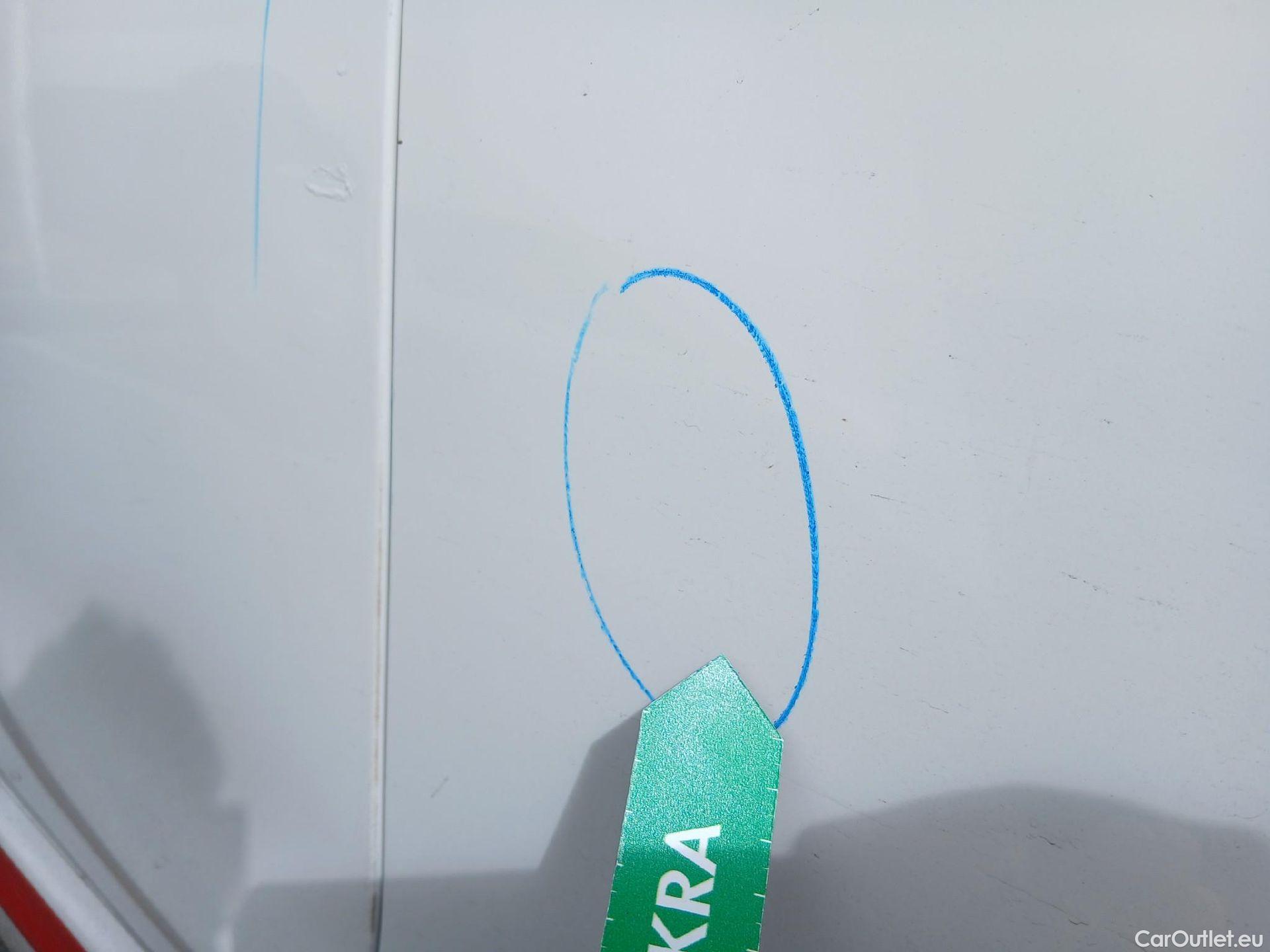  KIA  Picanto KIA  / 2020 / 5P / berlina con portón 1.2 DPi 62kW (84CV) GT Line #37