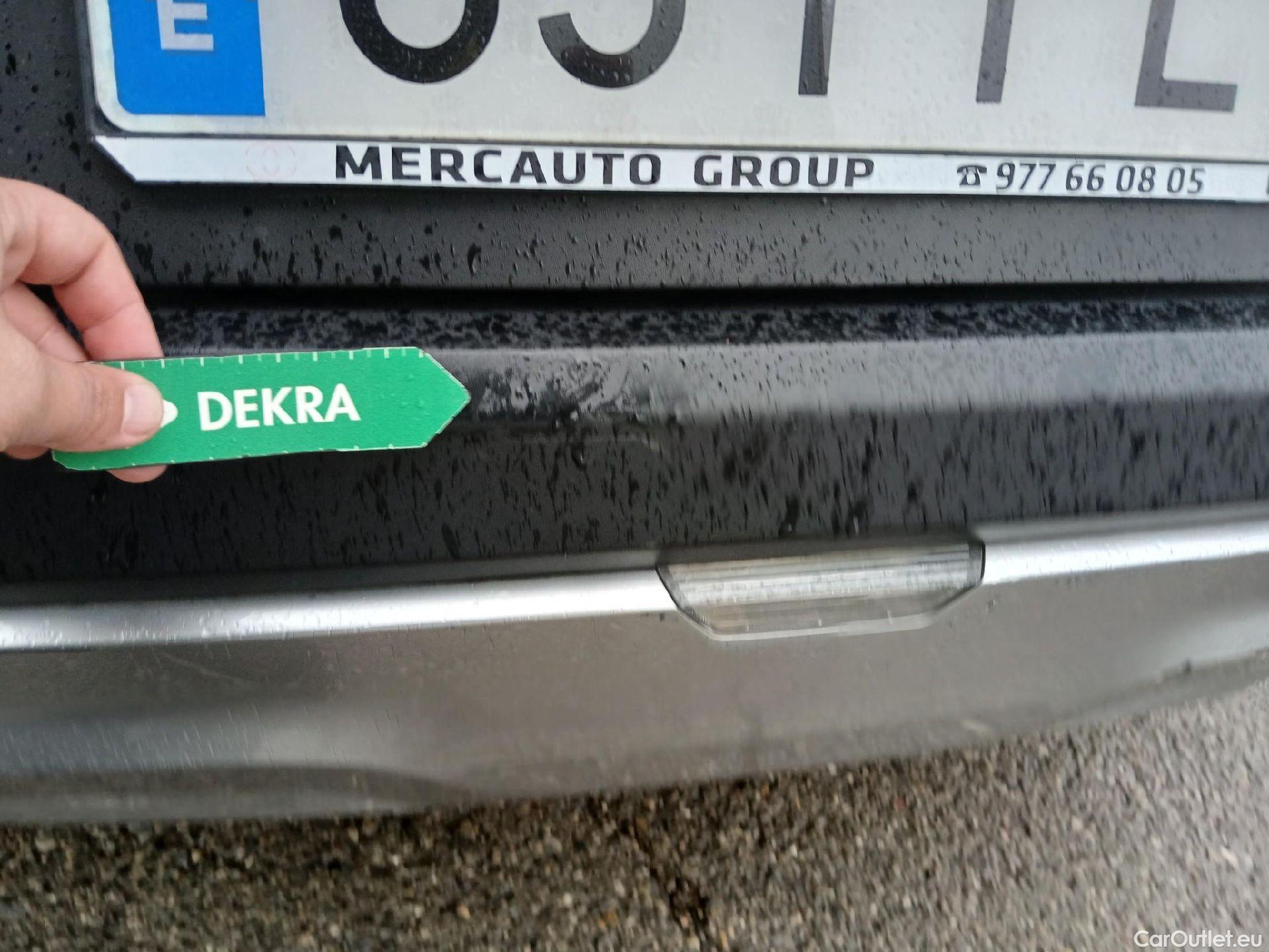  KIA  Sportage KIA  / 2022 / 5P / todoterreno 1.6 T-GDi 110kW (150CV) Concept 4x2 #12