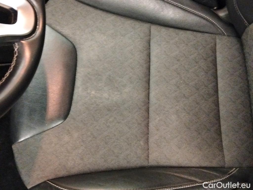  KIA  Niro KIA  / 2019 / 5P / crossover 1.6 GDi HEV 104kW (141CV) Drive #9