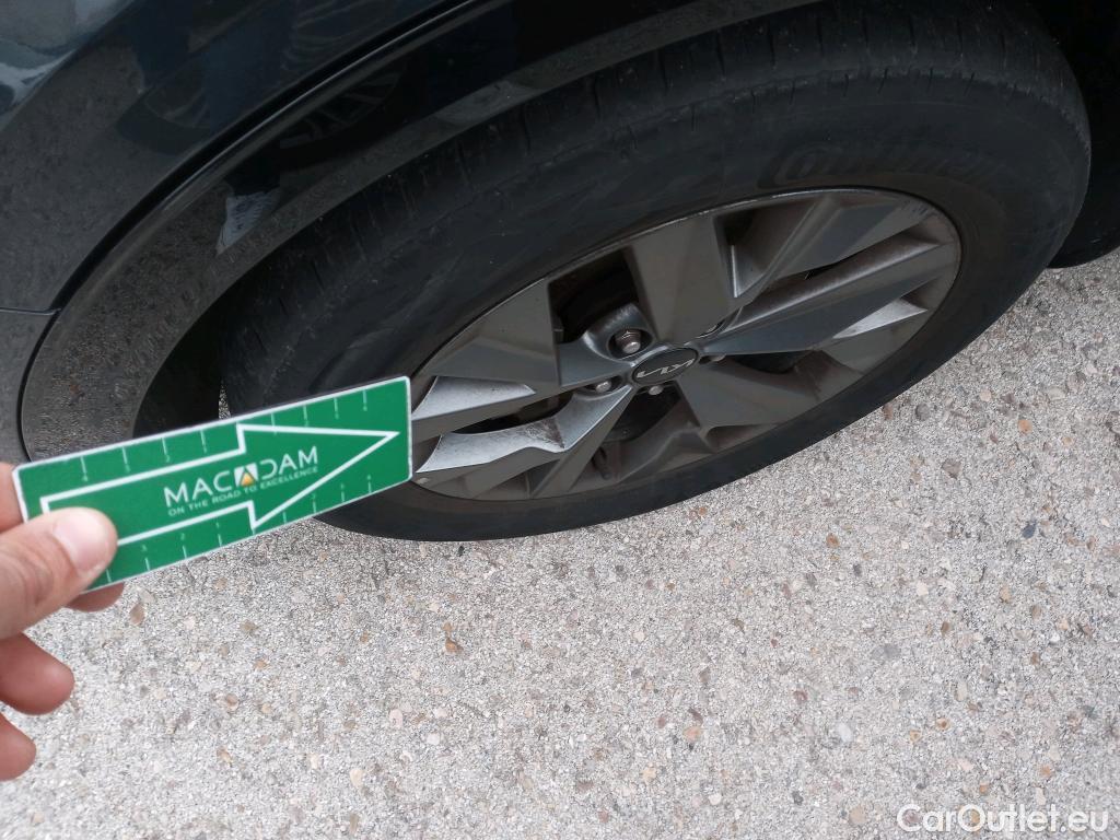  KIA  Sportage KIA  / 2022 / 5P / todoterreno 1.6 T-GDi HEV 171kW (230CV) GT-line 4X2 #2