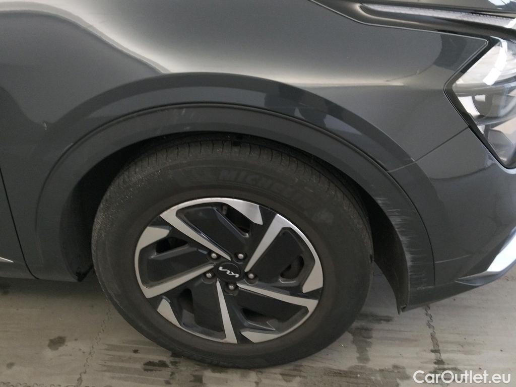  KIA  Sportage KIA  / 2022 / 5P / todoterreno 1.6 T-GDi MHEV 112kW (150CV) Drive 4X2 #45