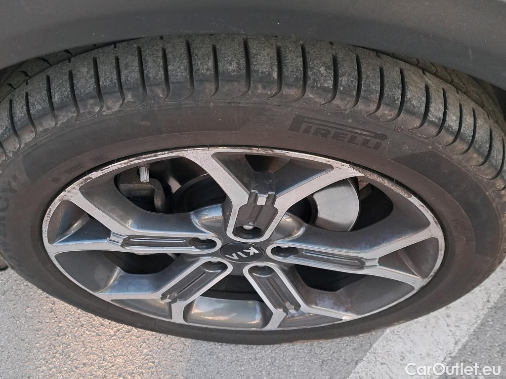  KIA  XCeed KIA  / 2019 / 5P / berlina con portón 1.6 T-GDi Emotion 150kW (204CV) DCT #5