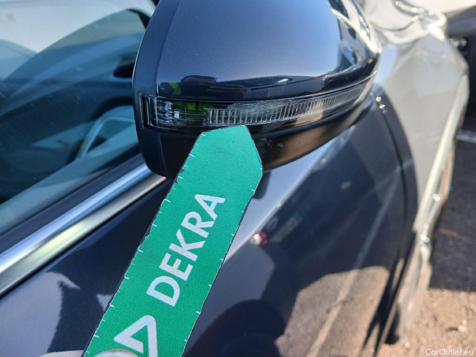  KIA  XCeed KIA  1.6 GDi PHEV 104kW (141CV) eDrive #30