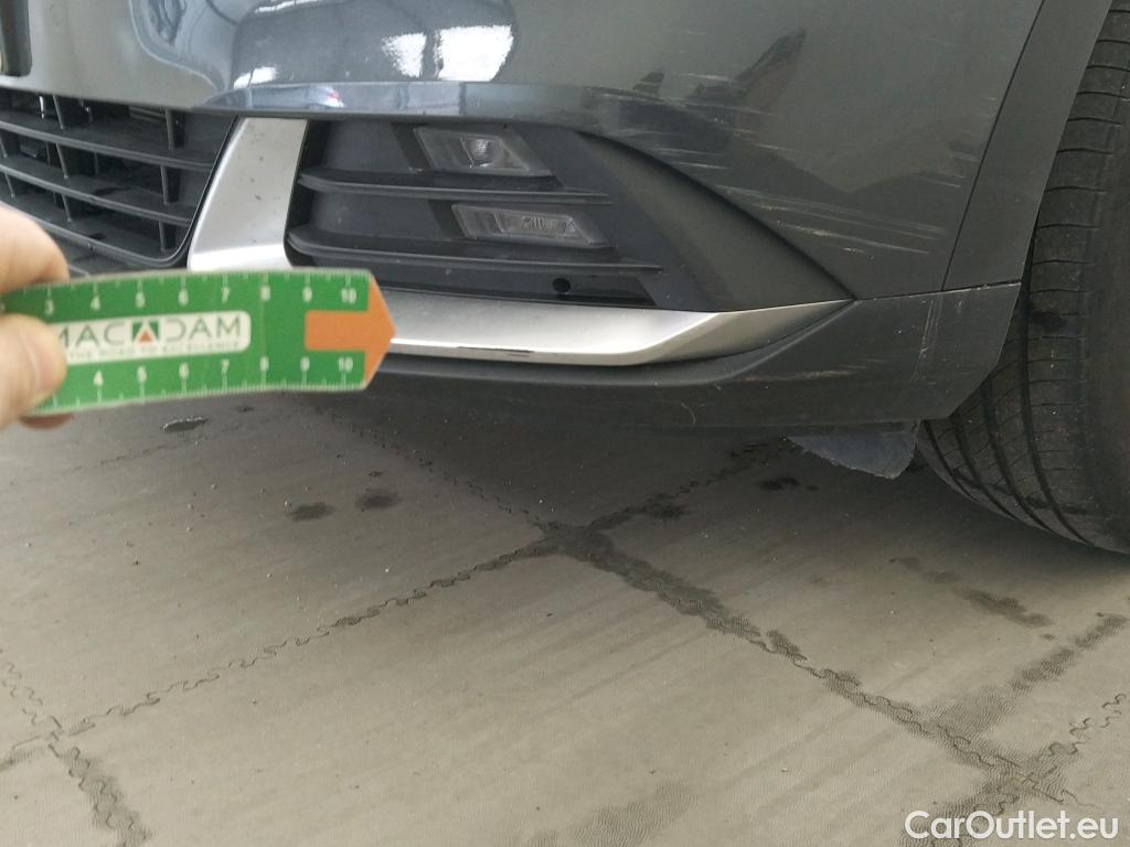  KIA  Sportage KIA  / 2022 / 5P / todoterreno 1.6 T-GDi MHEV 112kW (150CV) Drive 4X2 #36