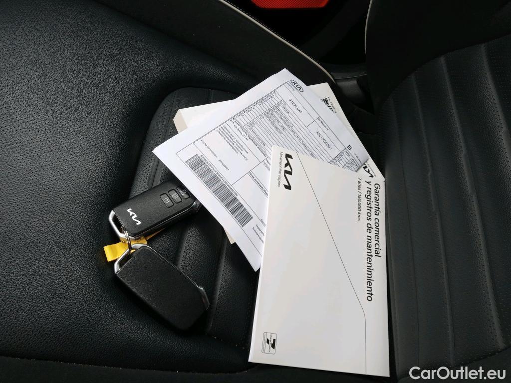  KIA  Sportage KIA  / 2022 / 5P / todoterreno 1.6 T-GDi HEV 171kW (230CV) GT-line 4X2 #9