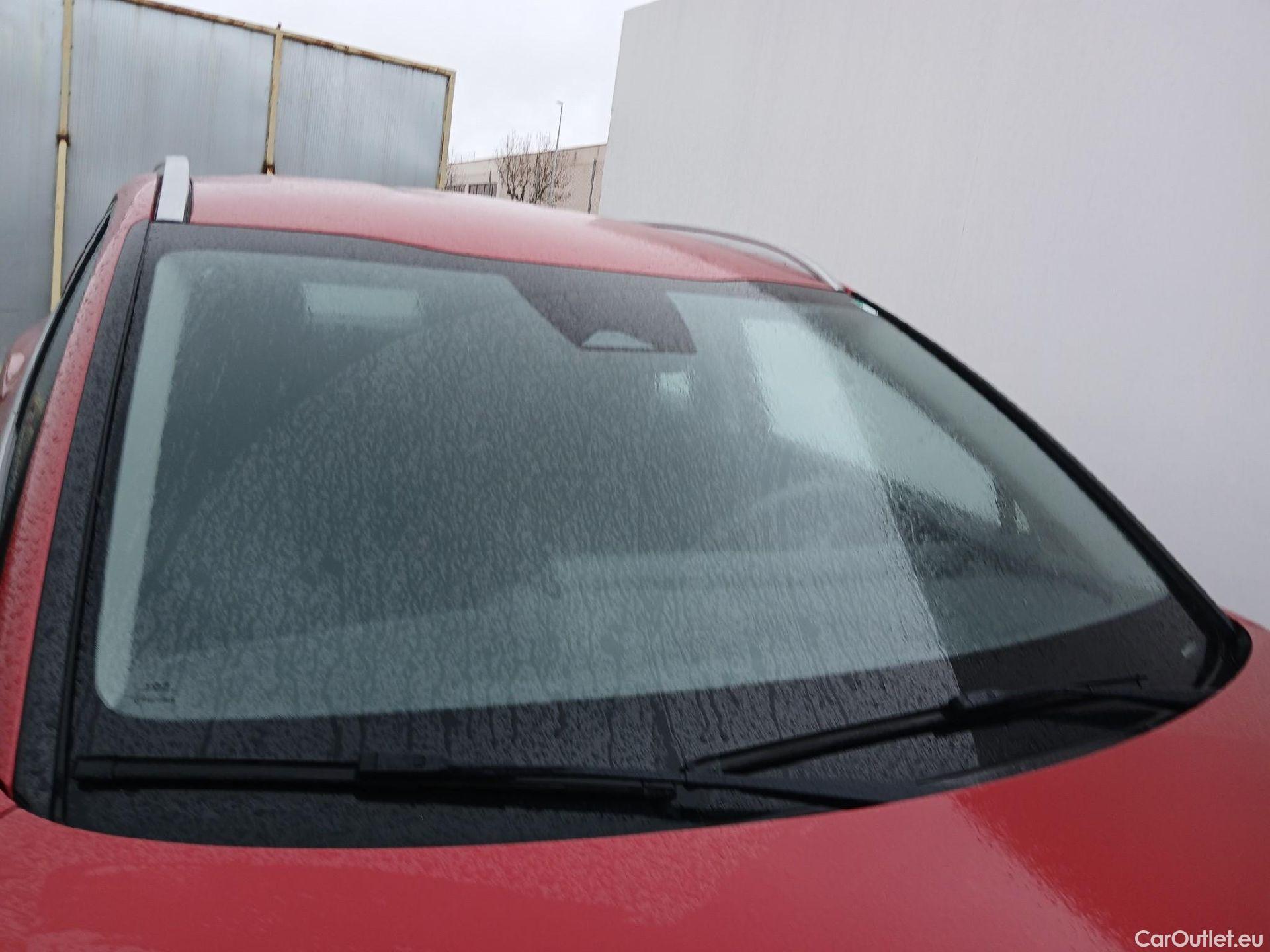  KIA  Sportage KIA  / 2022 / 5P / todoterreno 1.6 T-GDi 110kW (150CV) Concept 4x2 #4