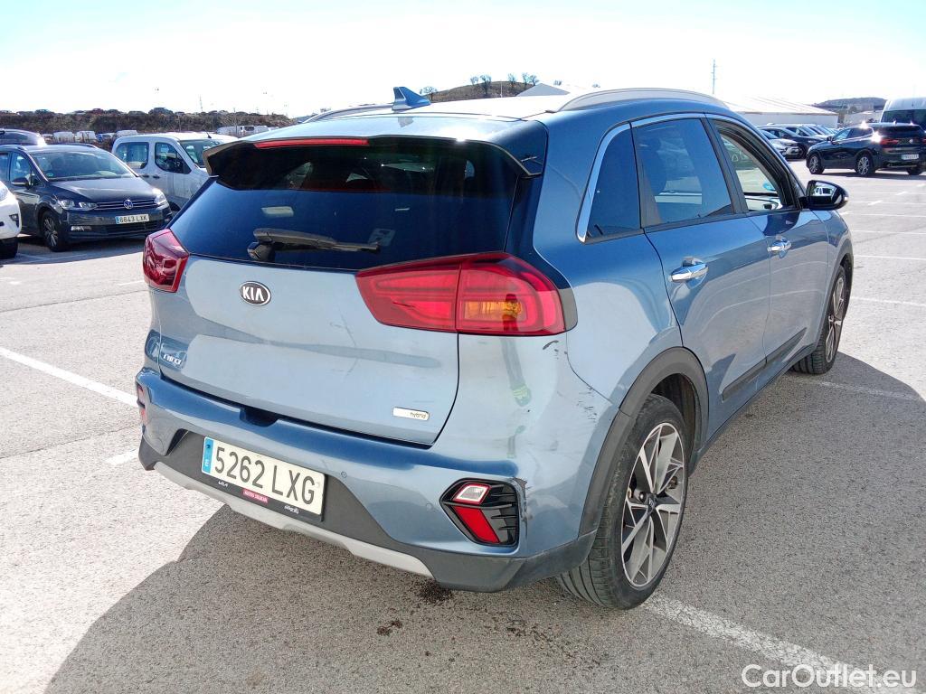  KIA  Niro KIA  / 2019 / 5P / crossover 1.6 GDi HEV 104kW (141CV) Emotion #17