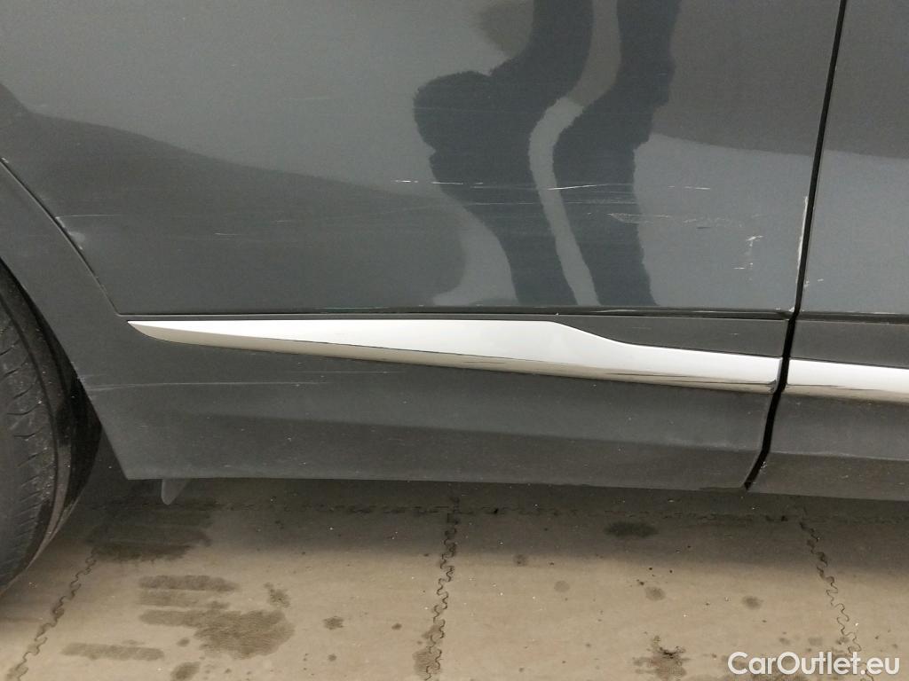  KIA  Sportage KIA  / 2022 / 5P / todoterreno 1.6 T-GDi MHEV 112kW (150CV) Drive 4X2 #31