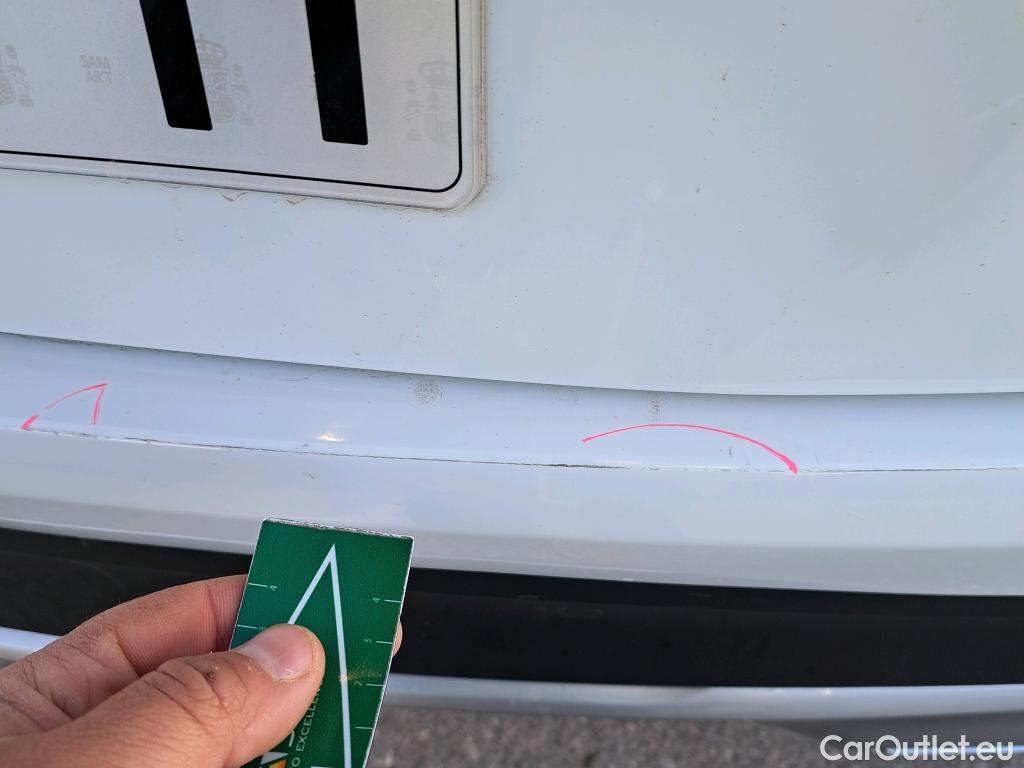  KIA  XCeed KIA  / 2019 / 5P / berlina con portón 1.6 T-GDi Emotion 150kW (204CV) DCT #22