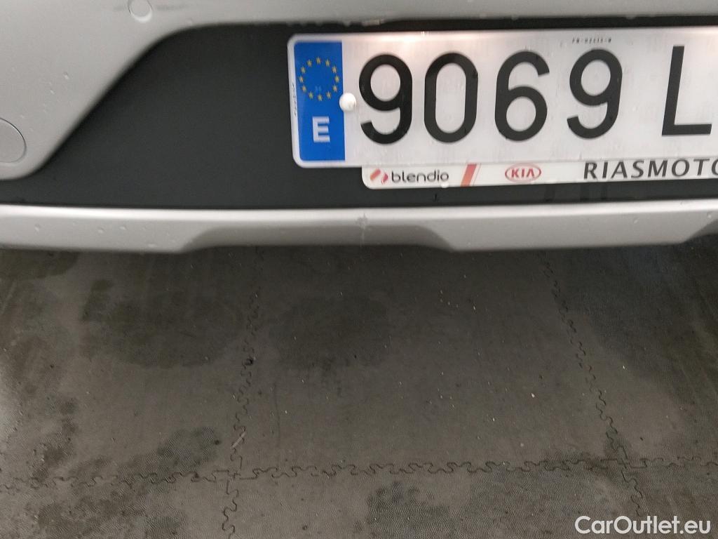  KIA  Niro KIA  / 2019 / 5P / crossover 1.6 GDi HEV 104kW (141CV) Drive #21