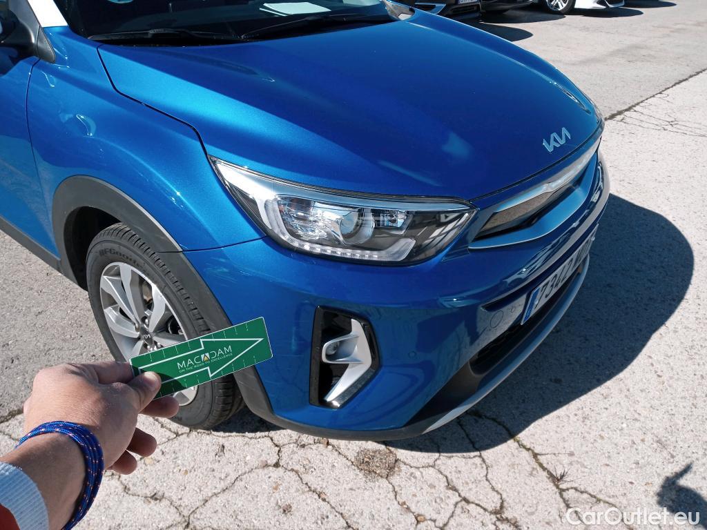  KIA  STONIC KIA  / 2017 / 5P / todoterreno 1.0 T-GDi 88kW (120CV) MHEV iMT Drive #12