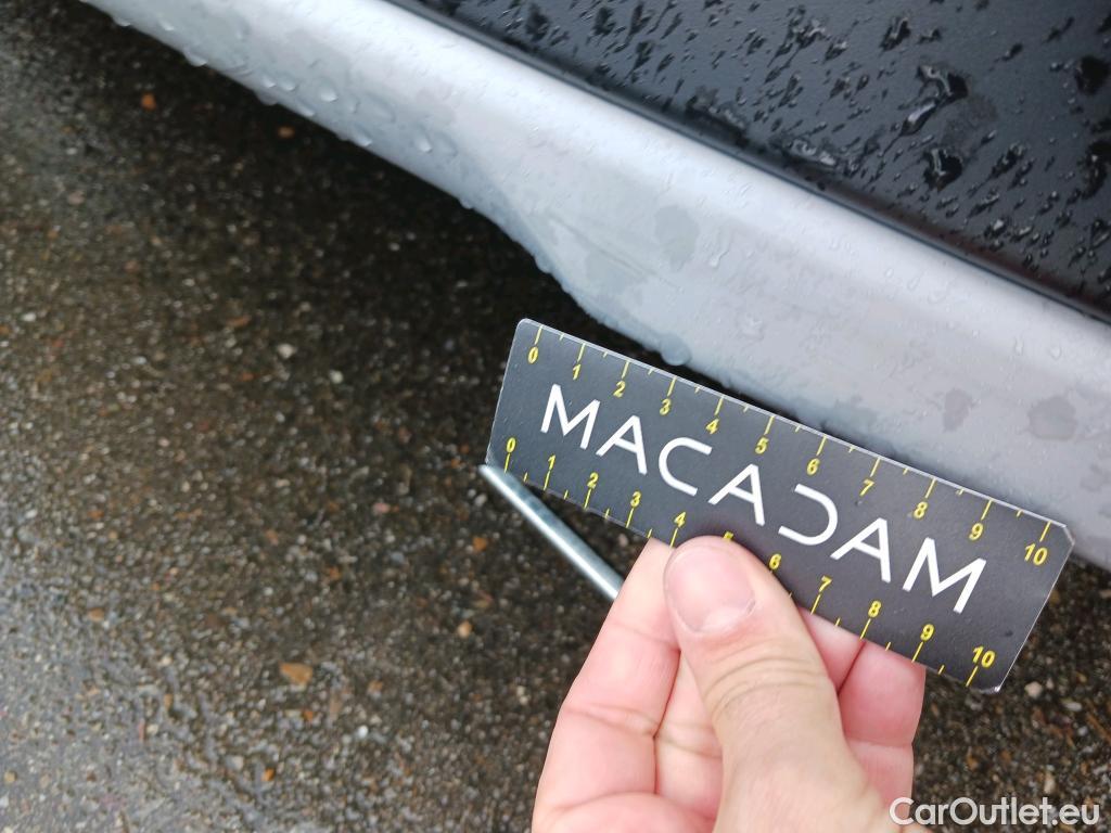  KIA  Niro KIA  / 2019 / 5P / crossover 1.6 GDi HEV 104kW (141CV) Drive #28