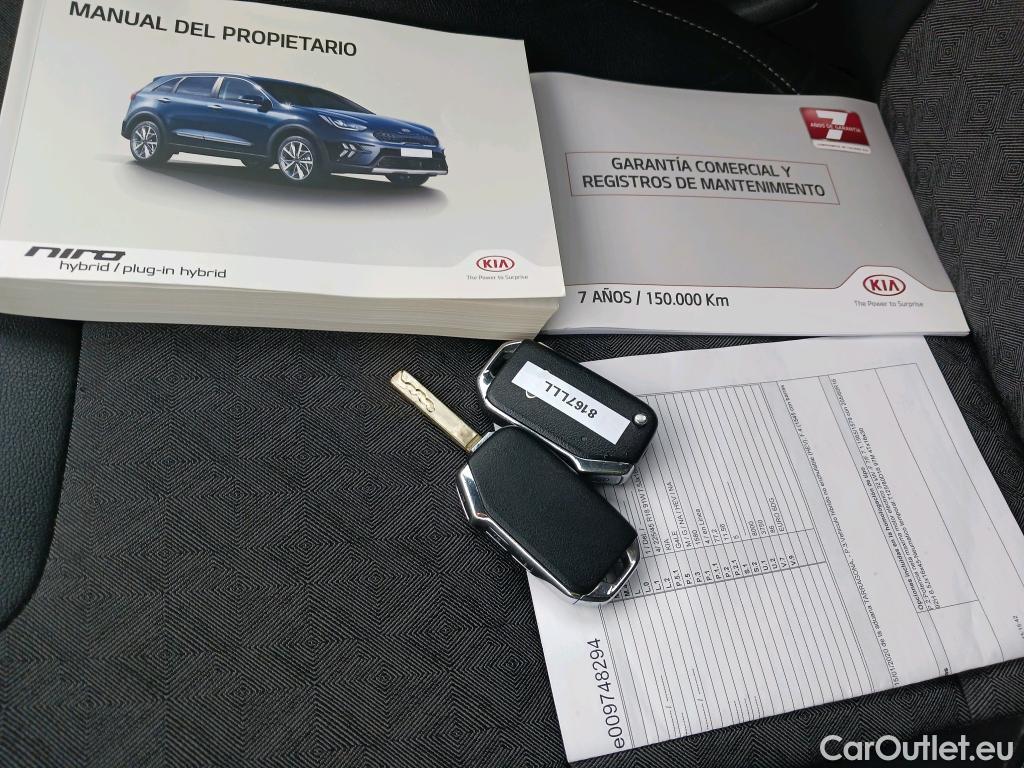  KIA  Niro KIA  / 2019 / 5P / crossover 1.6 GDi HEV 104kW (141CV) Drive #14