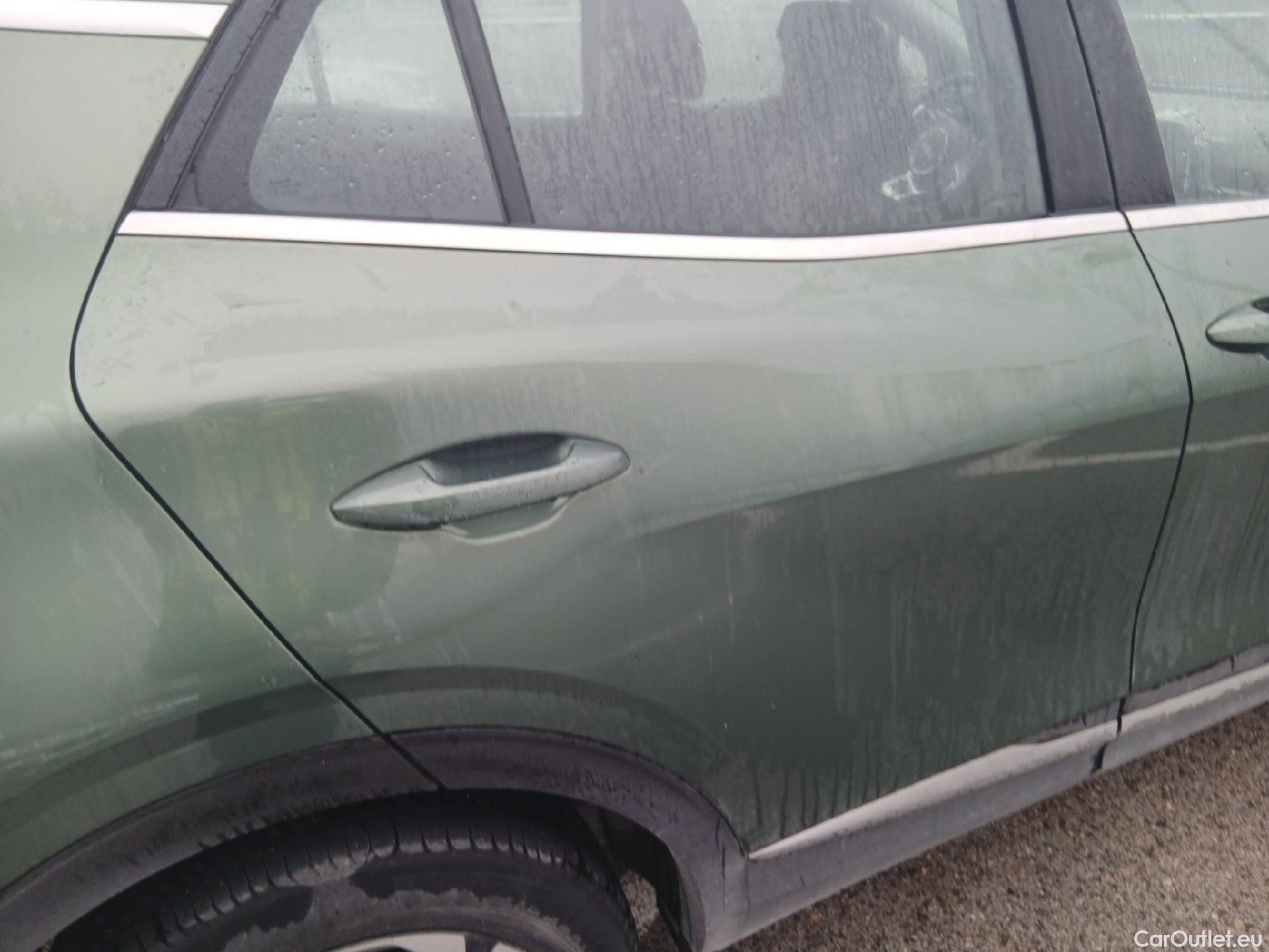  KIA  Sportage KIA  / 2022 / 5P / todoterreno 1.6 T-GDi HEV 171kW (230CV) Drive 4X2 #26