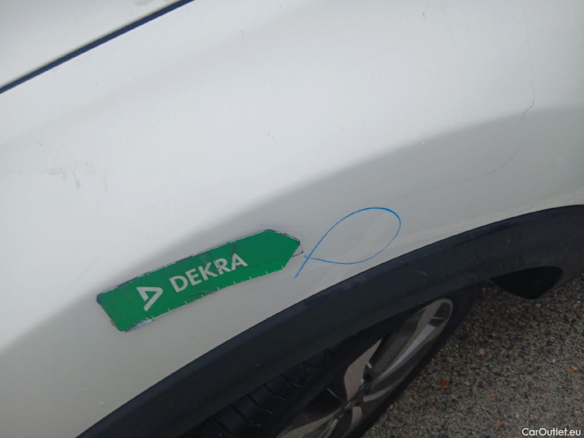  KIA  STONIC KIA  / 2017 / 5P / todoterreno 1.0 T-GDi 88kW (120CV) MHEV iMT Drive #11