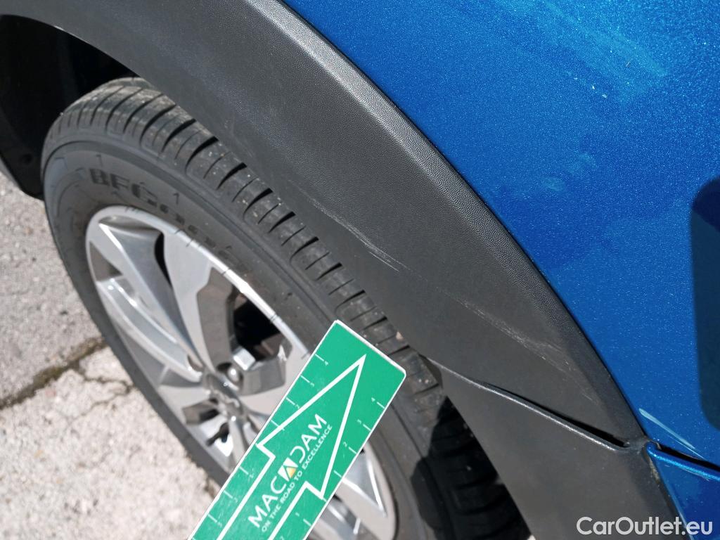  KIA  STONIC KIA  / 2017 / 5P / todoterreno 1.0 T-GDi 88kW (120CV) MHEV iMT Drive #17