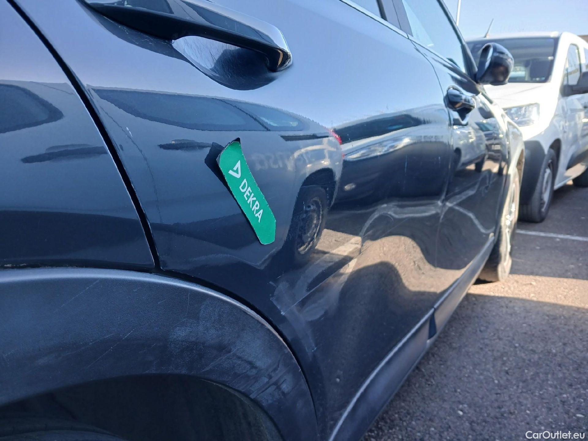  KIA  XCeed KIA  1.6 GDi PHEV 104kW (141CV) eDrive #24