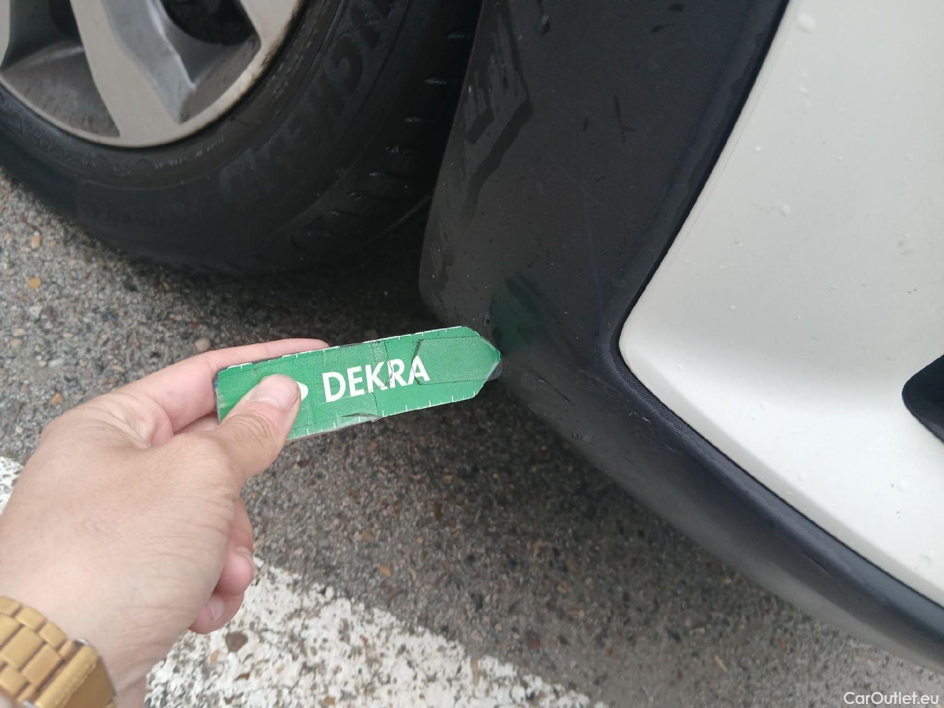  KIA  STONIC KIA  / 2017 / 5P / todoterreno 1.0 T-GDi 88kW (120CV) MHEV iMT Drive #7