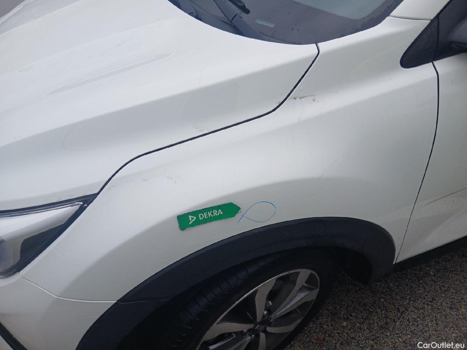  KIA  STONIC KIA  / 2017 / 5P / todoterreno 1.0 T-GDi 88kW (120CV) MHEV iMT Drive #10