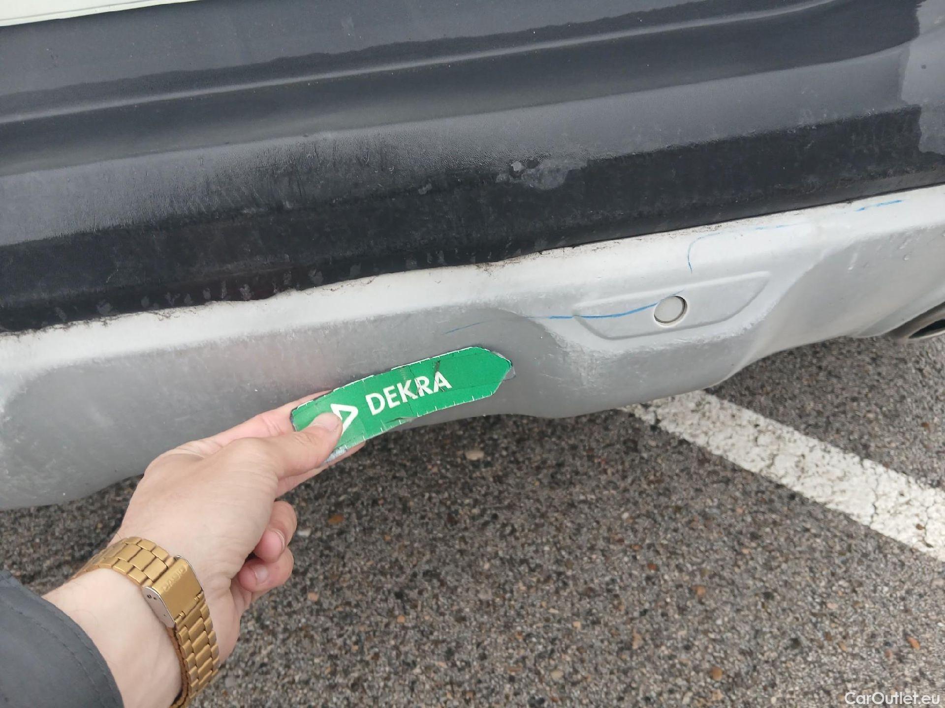  KIA  STONIC KIA  / 2017 / 5P / todoterreno 1.0 T-GDi 88kW (120CV) MHEV iMT Drive #32