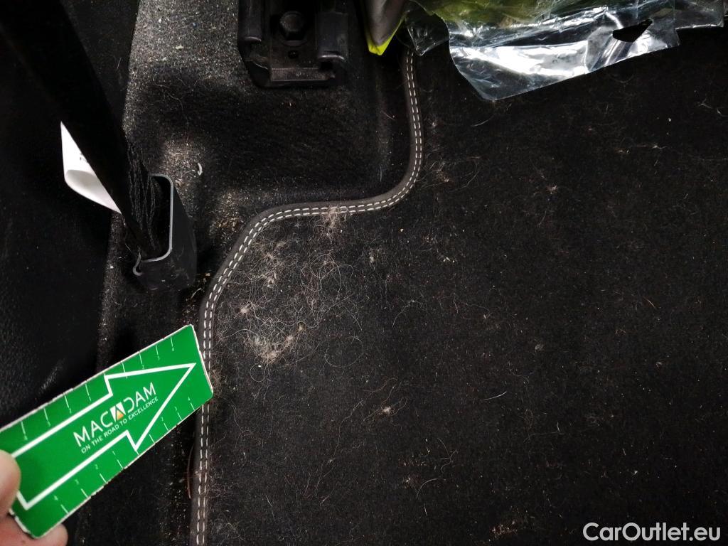  KIA  Niro KIA  / 2019 / 5P / crossover 1.6 GDi PHEV 104kW (141CV) Drive #16