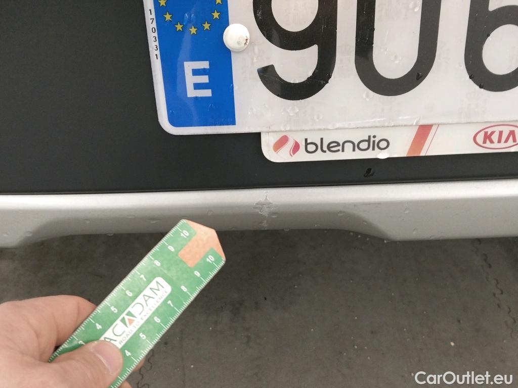  KIA  Niro KIA  / 2019 / 5P / crossover 1.6 GDi HEV 104kW (141CV) Drive #22