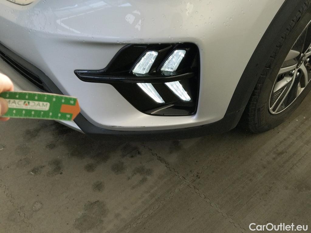  KIA  Niro KIA  / 2019 / 5P / crossover 1.6 GDi HEV 104kW (141CV) Drive #20