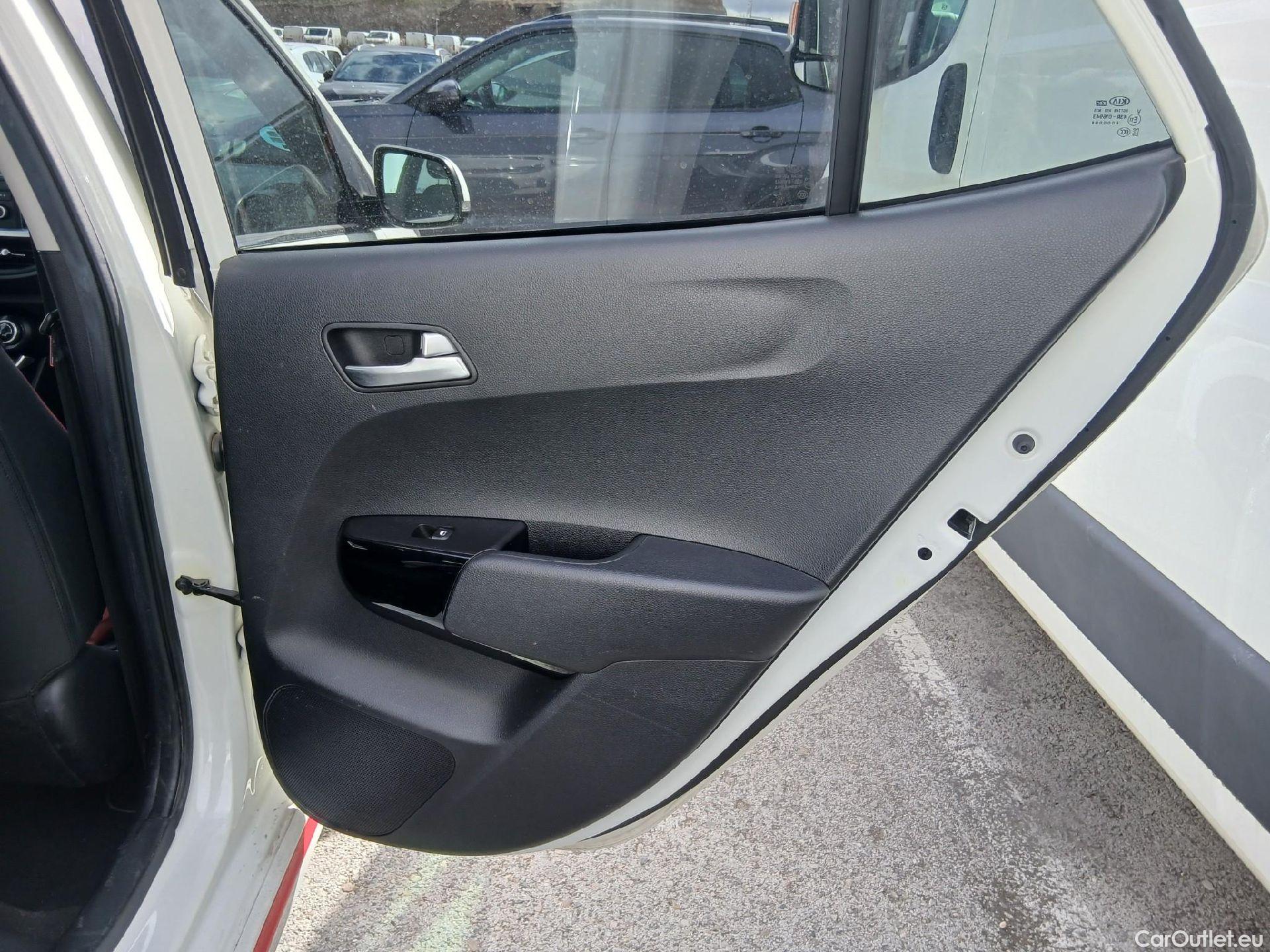  KIA  Picanto KIA  / 2020 / 5P / berlina con portón 1.2 DPi 62kW (84CV) GT Line #35